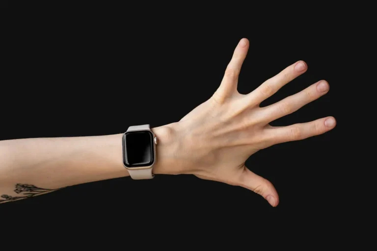 Montre femme Apple Watch : bien la choisir et la porter