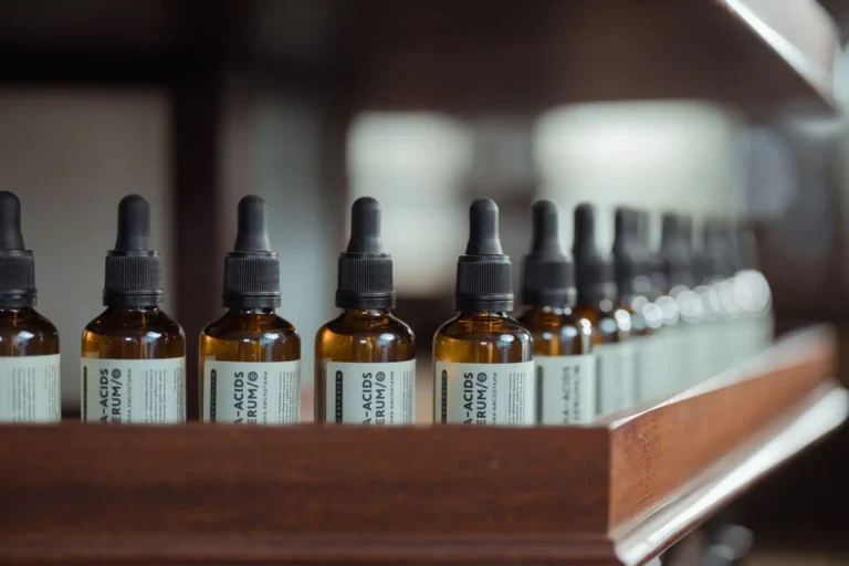 Routine soin peau mixte à imperfections : le guide pas à pas