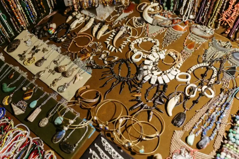 Accessoire de mode en mots fléchés : toutes les solutions