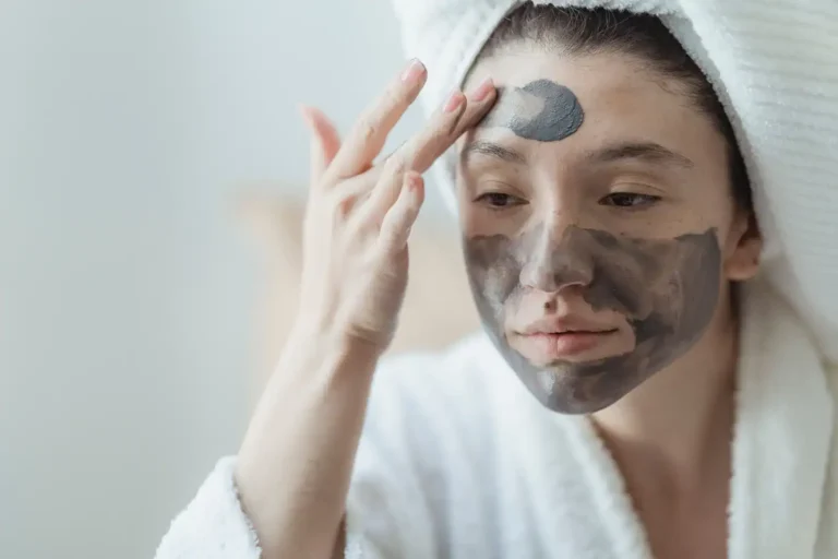 Masque visage fait maison : la méthode plutôt que la recette